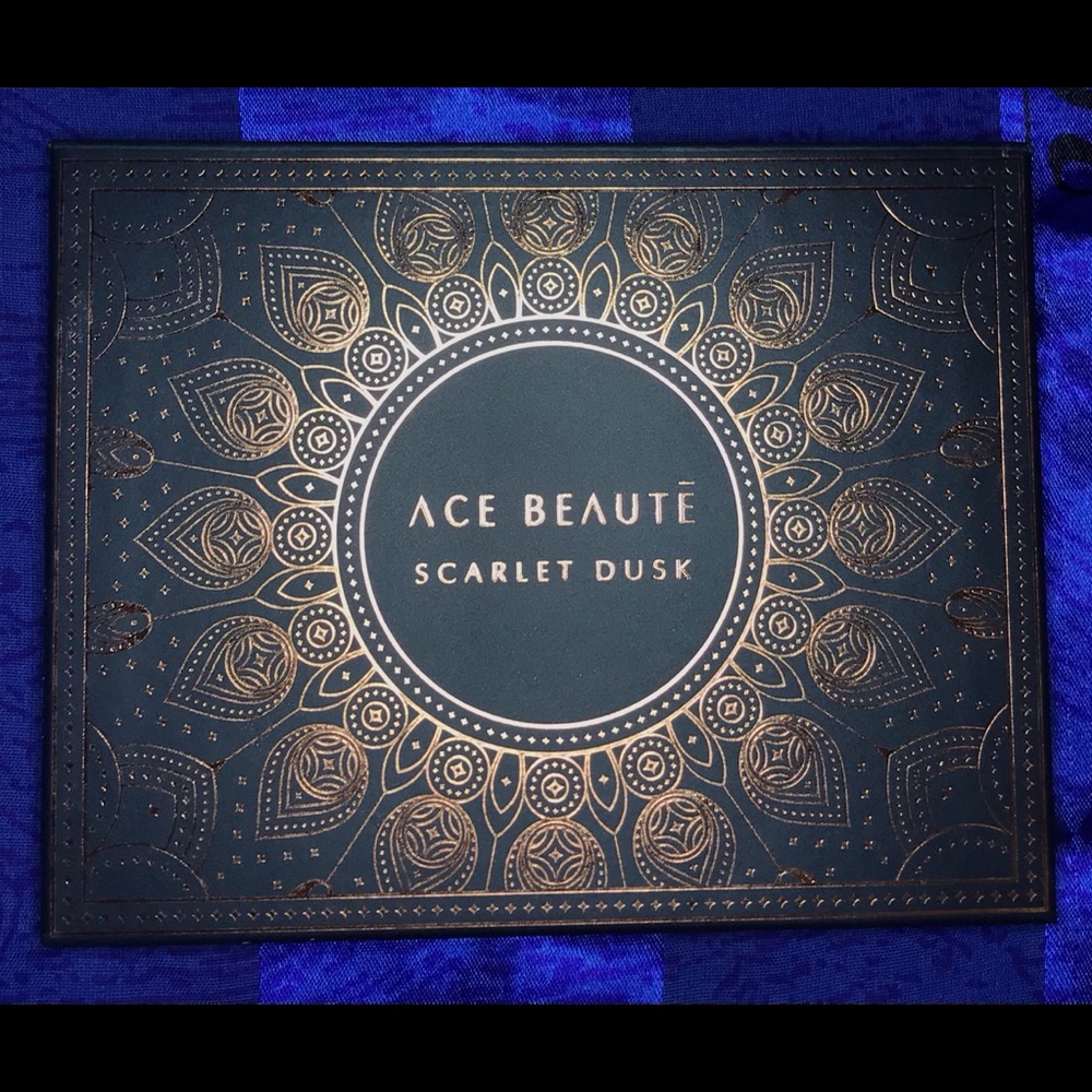 Ace Beautè - Scarlet Dusk Palette☀️